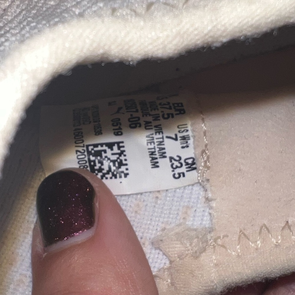 Tan Puma Sneakers - Picture 6 of 7